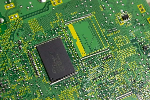 事前準備、道具選び、部品知識 ……。はんだ付けで失敗しないコツ