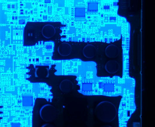 コーティング剤の精密塗布技術で、基板の小型化、部品の高密度化にも対応 当社の提案