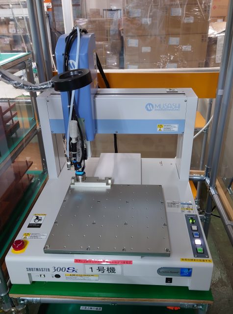 コーティング剤の精密塗布技術で、基板の小型化、部品の高密度化にも対応