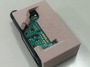 半田工程におけるフラックス飛散防止治具を製作し、品質不良改善