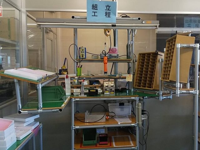 パイプ作業台の社内作成による 経費削減