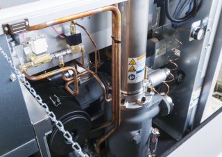 コンプレッサ,compressor,給油式スクリュー圧縮機