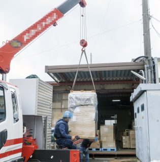 コンプレッサ,compressor,給油式スクリュー圧縮機