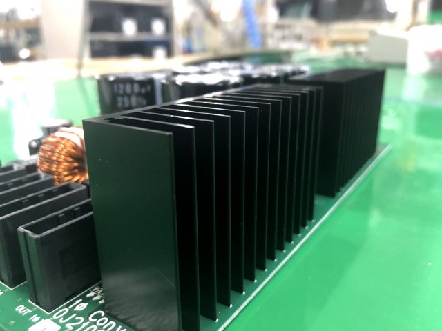 ヒートシンクの基板実装ワンポイント