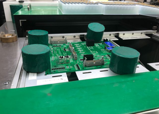 ポイントディップを生かした大きな基板反り防止策